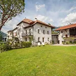 Ansitz Layshof Hauskapelle Merano