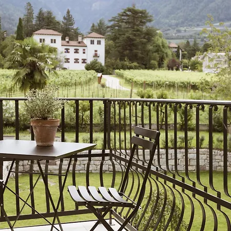 Ansitz Layshof Hauskapelle Merano